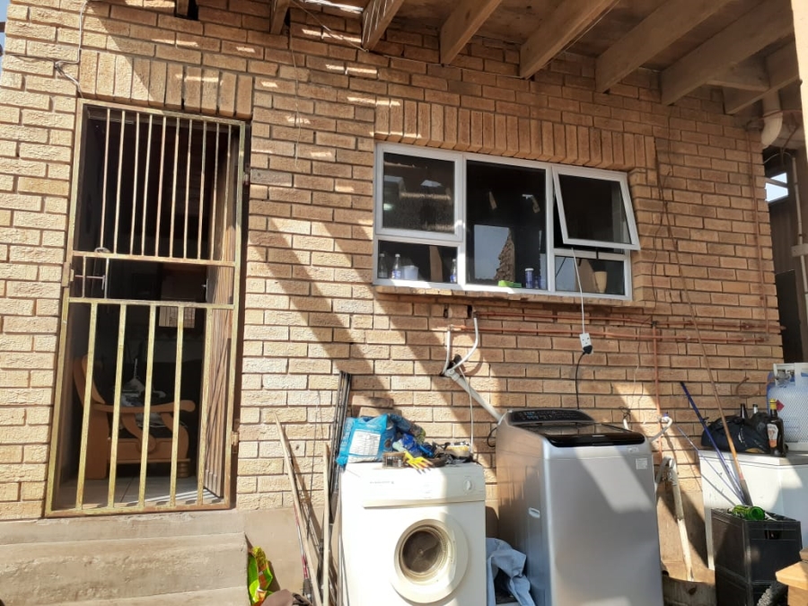 2 Bedroom Property for Sale in Gelvandale Eastern Cape